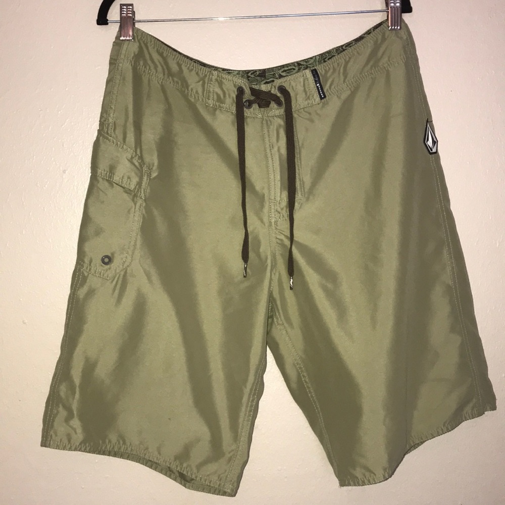 Volcom board shorts